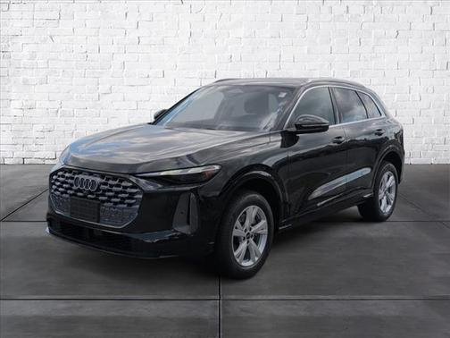2025 Audi Q5 Premium