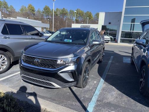 2024 Volkswagen Taos 1.5T SE