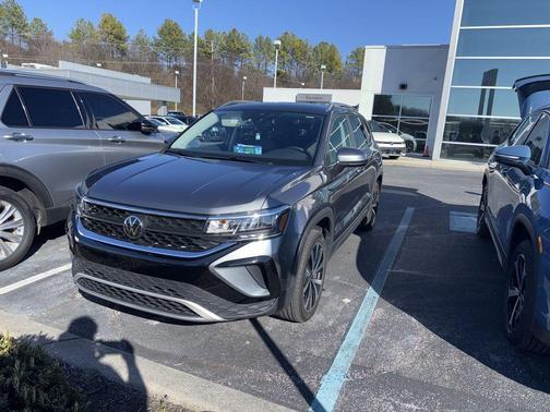 2024 Volkswagen Taos 1.5T SE