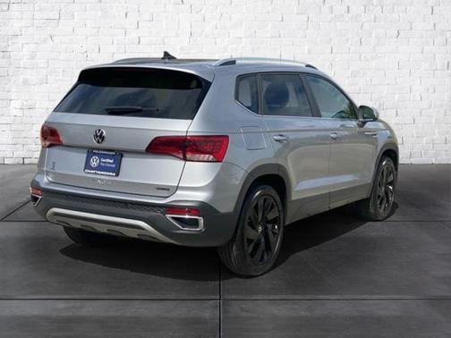 2024 Volkswagen Taos 1.5T SEL
