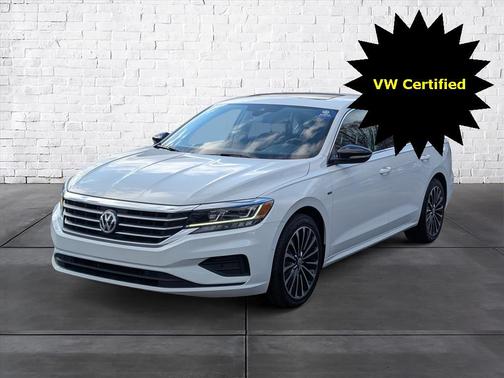2022 Volkswagen Passat 2.0T Limited Edition