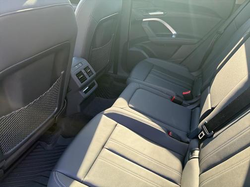 2025 Audi Q5 Premium TFSI quattro S tronic