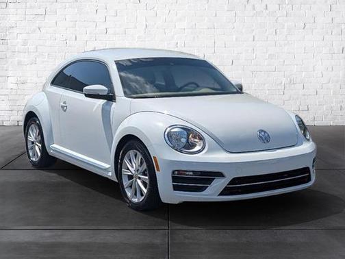 2017 Volkswagen Beetle 1.8T SE