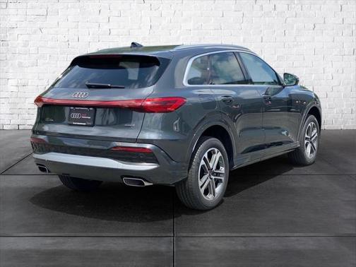 2025 Audi Q5 Premium