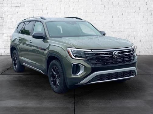 2025 Volkswagen Atlas 2.0T Peak Edition
