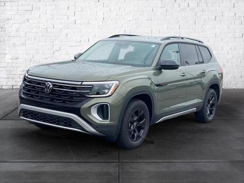 2025 Volkswagen Atlas 2.0T Peak Edition
