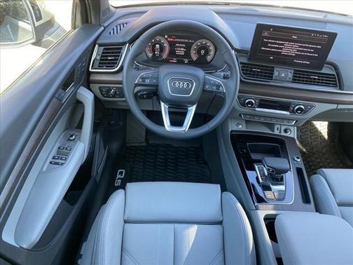 2025 Audi Q5 45 S line Premium Plus