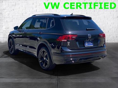 2024 Volkswagen Tiguan 2.0T SE R-Line Black