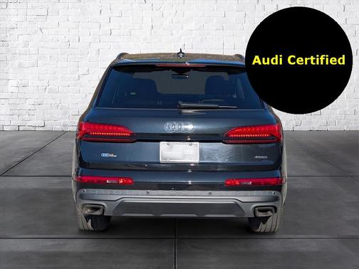 2025 Audi Q7 45 Premium