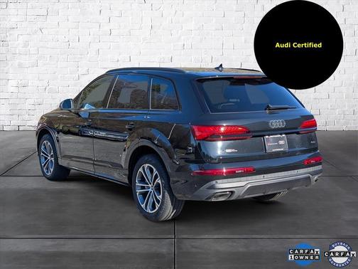 2025 Audi Q7 45 Premium