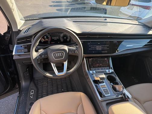 2025 Audi Q7 45 Premium