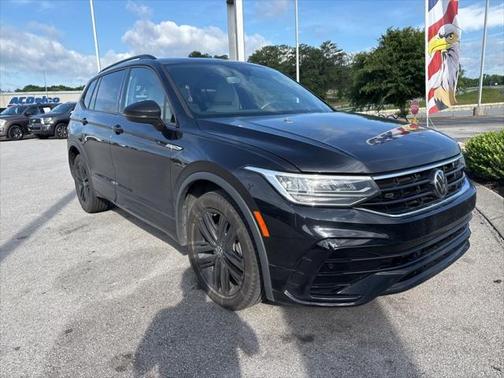 2022 Volkswagen Tiguan 2.0T SE R-Line Black