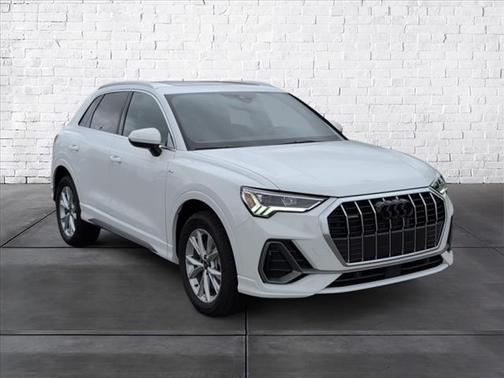 2025 Audi Q3 45 S line Premium Plus