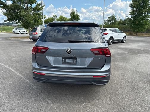 2024 Volkswagen Tiguan 2.0T SE 4MOTION