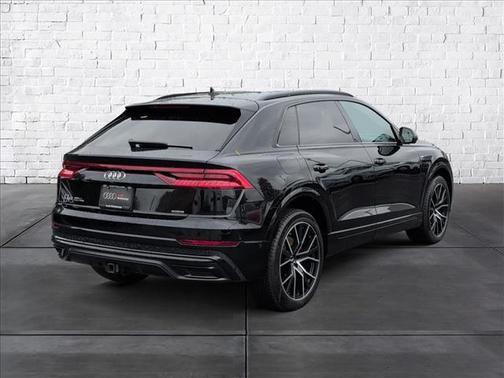 2021 Audi Q8 55 Premium Plus