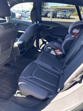 2021 Audi Q8 55 Premium Plus
