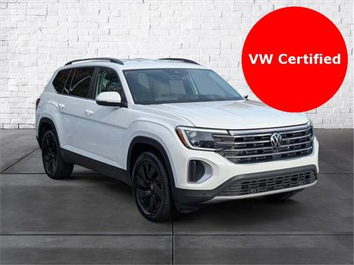 2025 Volkswagen Atlas 2.0T SE w/Technology