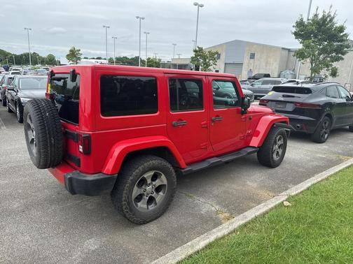 2016 Jeep Wrangler Unlimited Sahara