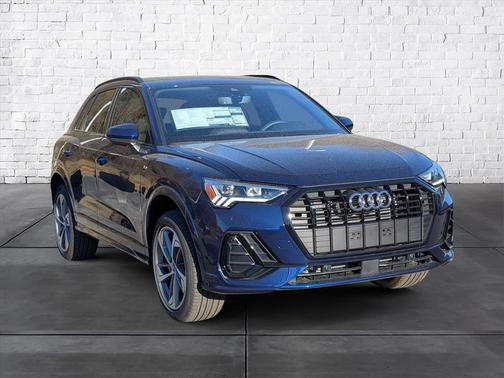 2025 Audi Q3 Premium 45 TFSI S line quattro Tiptronic
