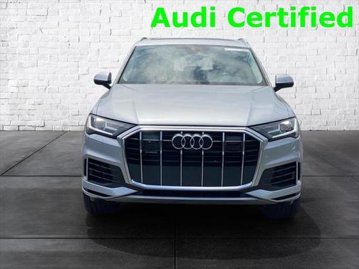 2022 Audi Q7 55 Premium Plus