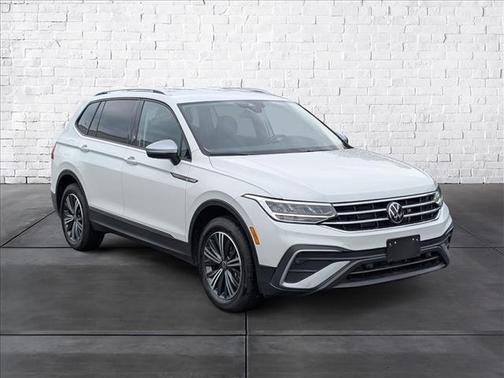 2024 Volkswagen Tiguan 2.0T Wolfsburg Edition