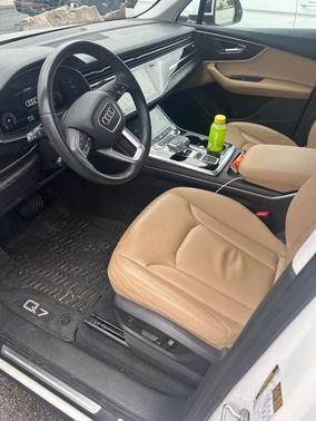 2021 Audi Q7 55 Premium