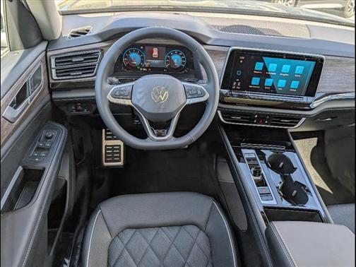 2026 Volkswagen Atlas 2.0T SEL Premium R-Line 4MOTION