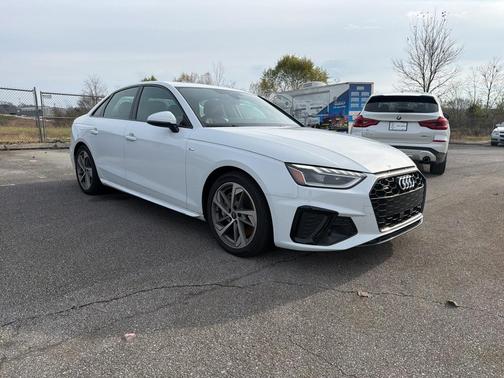 2025 Audi A4 45 S line Premium