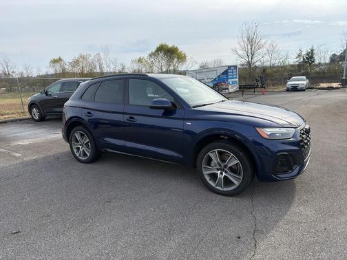 2025 Audi Q5 45 S line Premium