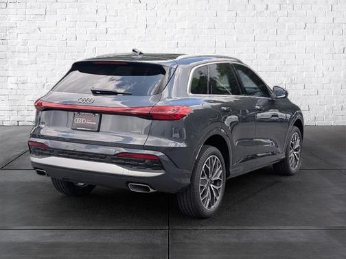 2025 Audi Q5 Premium Plus