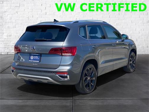 2024 Volkswagen Taos 1.5T SE
