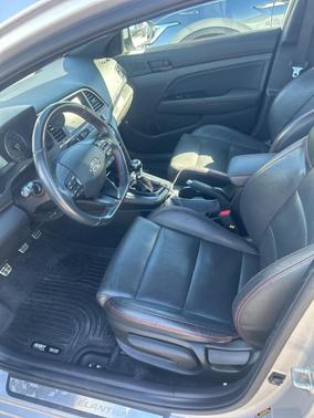 2018 Hyundai ELANTRA Sport