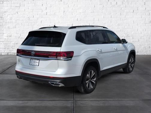 2026 Volkswagen Atlas 2.0T SE