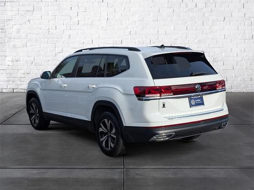 2025 Volkswagen Atlas 2.0T SE