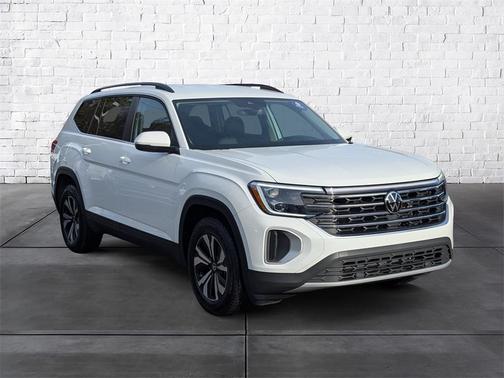 2025 Volkswagen Atlas 2.0T SE
