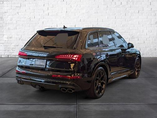 2026 Audi SQ7 4.0T Premium Plus