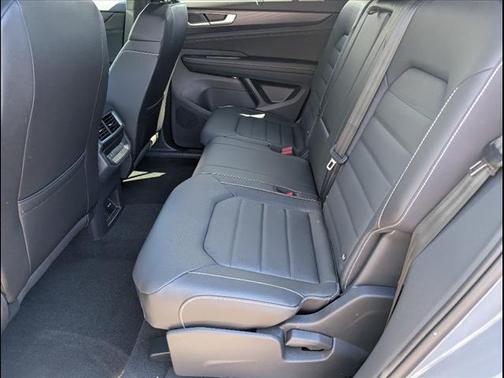 2026 Volkswagen Atlas Cross Sport 2.0T SEL