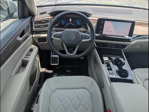 2025 Volkswagen Atlas 2.0T SEL Premium R-Line 4MOTION