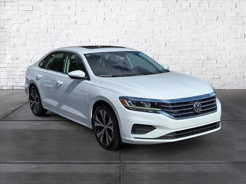 2022 Volkswagen Passat 2.0T SE