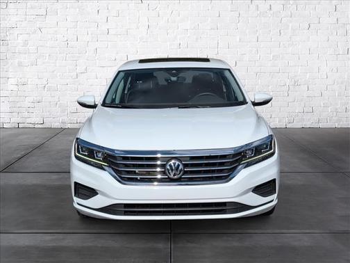 2022 Volkswagen Passat 2.0T SE