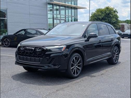 2025 Audi Q7 45 Premium Plus
