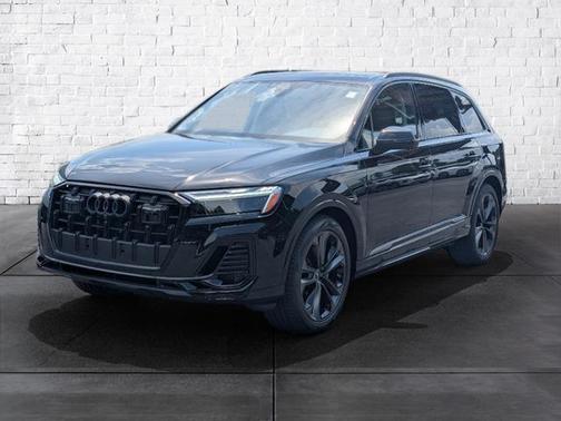 2025 Audi Q7 55 Premium Plus