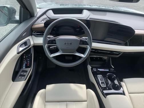 2025 Audi Q6 e-tron Prestige quattro