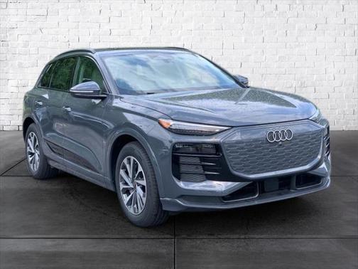 2025 Audi Q6 e-tron Prestige quattro