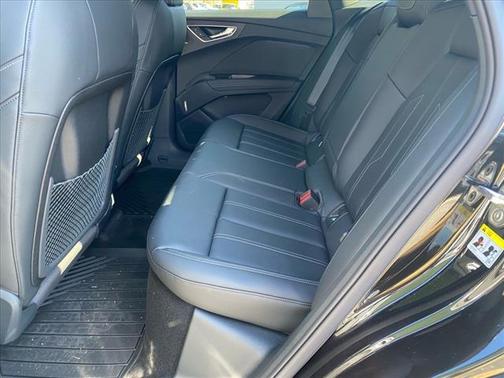 2025 Audi Q4 e-tron Sportback Premium Plus 55 quattro