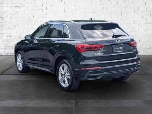 2024 Audi Q3 45 S line Premium Plus
