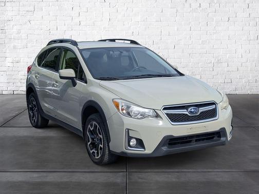 Tan 2017 Subaru Crosstrek 2.0i Premium