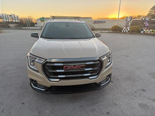 2022 GMC Terrain AWD AT4