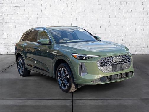 2025 Audi Q5 Premium Plus TFSI quattro S tronic