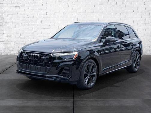 2025 Audi Q7 55 Premium Plus